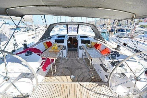 Hanse 575