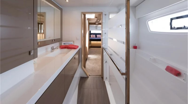 Fountaine Pajot Saona 47