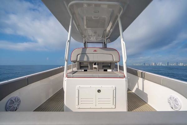 Ocean 1 Yachts Rouge 370