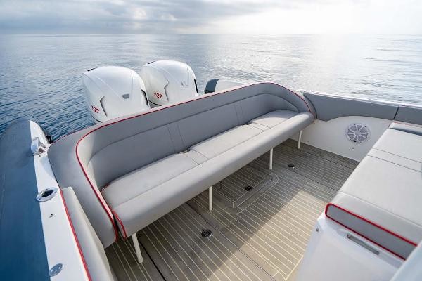 Ocean 1 Yachts Rouge 370