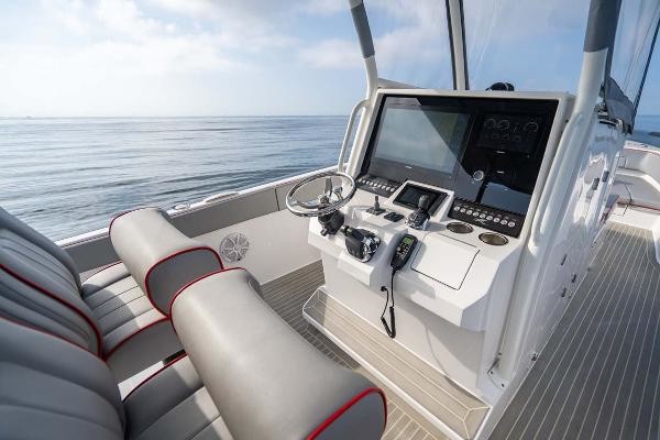 Ocean 1 Yachts Rouge 370