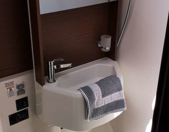 Beneteau Oceanis 51.1