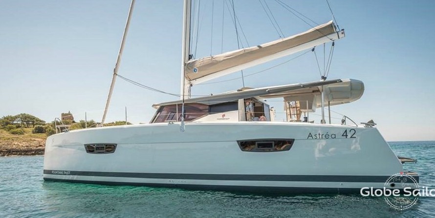 Fountaine Pajot Astréa 42