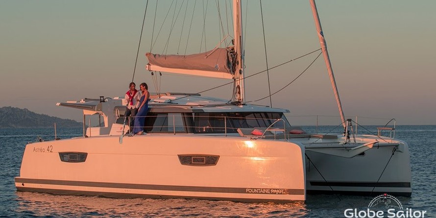 Fountaine Pajot Astréa 42