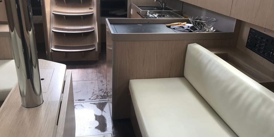 Beneteau Oceanis 41.1