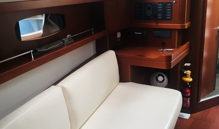 Beneteau Oceanis 31