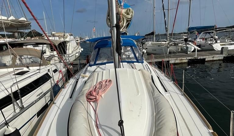 Beneteau Oceanis 38