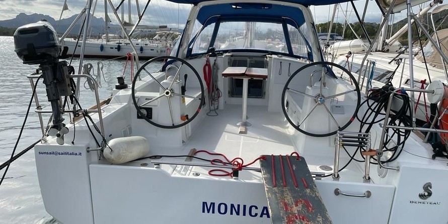 Beneteau Oceanis 38