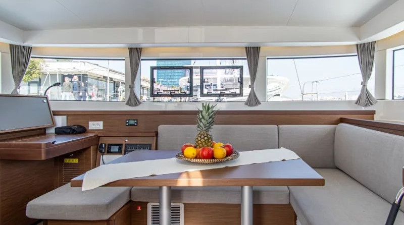 Lagoon 40