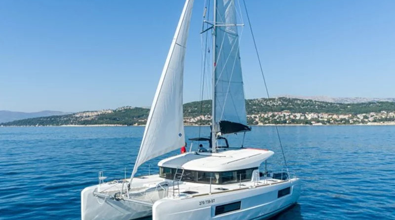 Lagoon 40