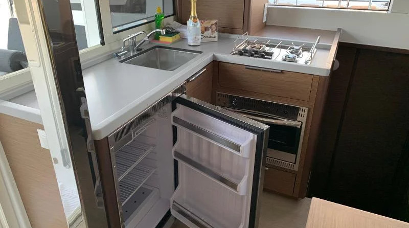 Lagoon 40