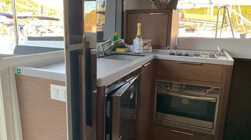 Lagoon 40