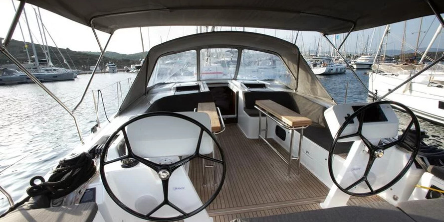 Hanse 508