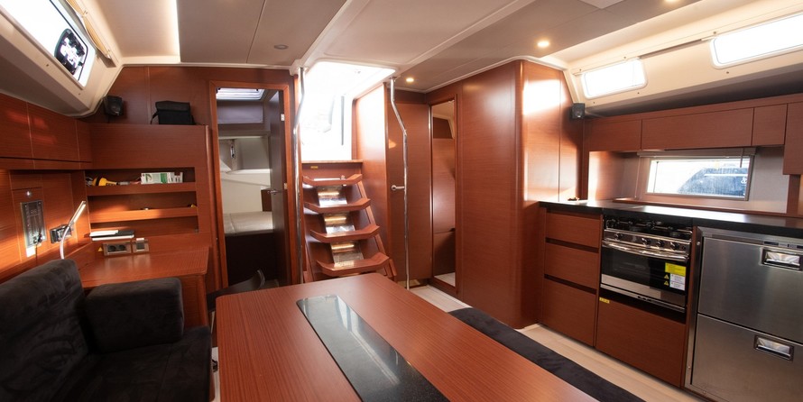 Hanse 508