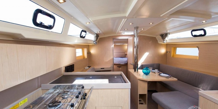 Beneteau Oceanis 41.1