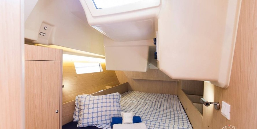 Beneteau Oceanis 41.1