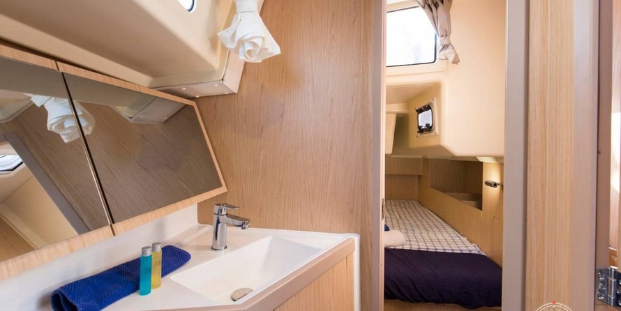 Beneteau Oceanis 41.1