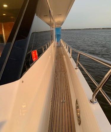 Ocean Alexander Open Flybridge Motor Yacht