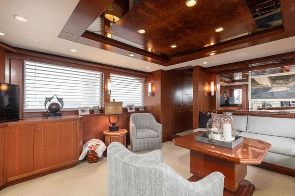 Ocean Alexander Open Flybridge Motor Yacht