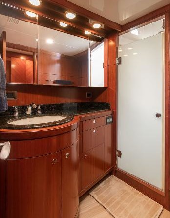 Ocean Alexander Open Flybridge Motor Yacht