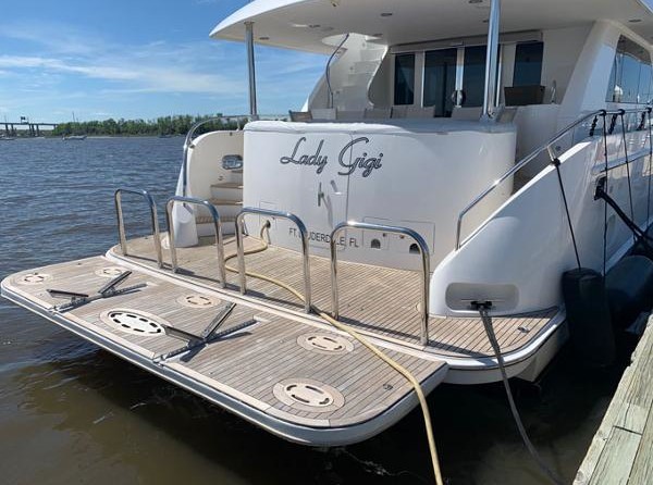 Ocean Alexander Open Flybridge Motor Yacht