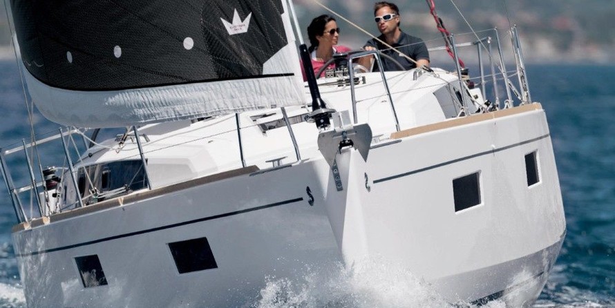 Beneteau Oceanis 38