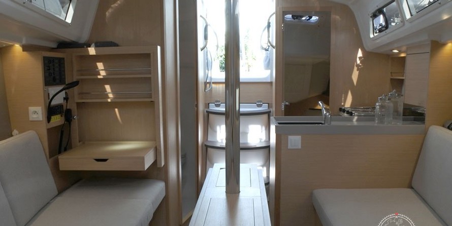 Beneteau Oceanis 30.1