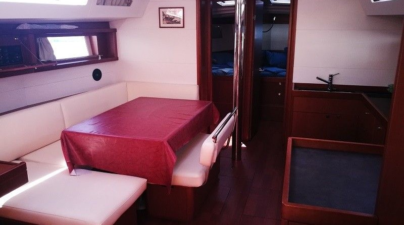Beneteau Oceanis 48