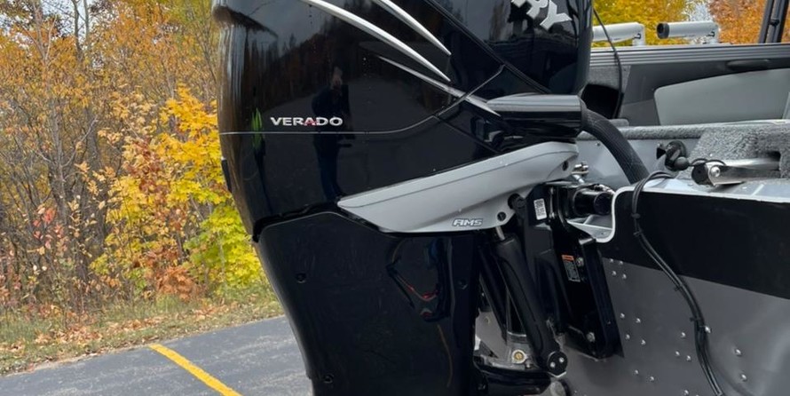 Lund Boats 2275 Baron Sport