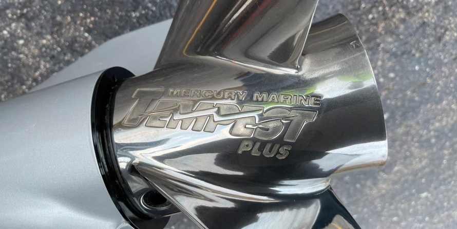 Lund Boats 2275 Baron Sport