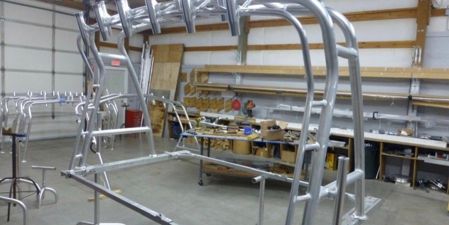 Lund Boats 2275 Baron Sport