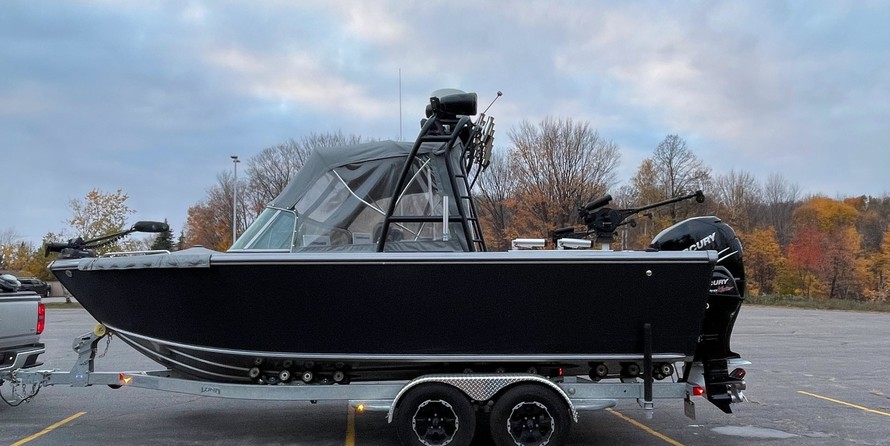 Lund Boats 2275 Baron Sport