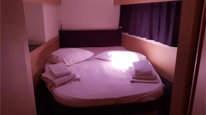 Fountaine Pajot Astrea 42