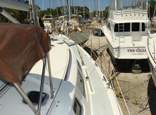 Marlow-Hunter 426 DS