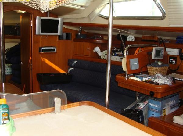 Marlow-Hunter 426 DS