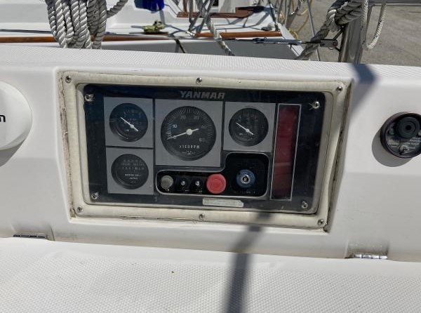 Marlow-Hunter 426 DS