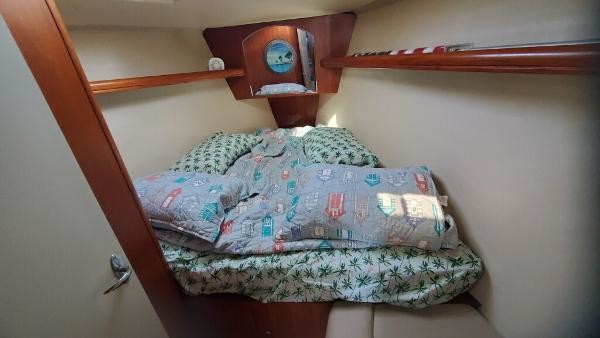 Marlow-Hunter 426 DS