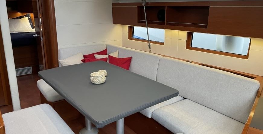 Beneteau Oceanis 46.1