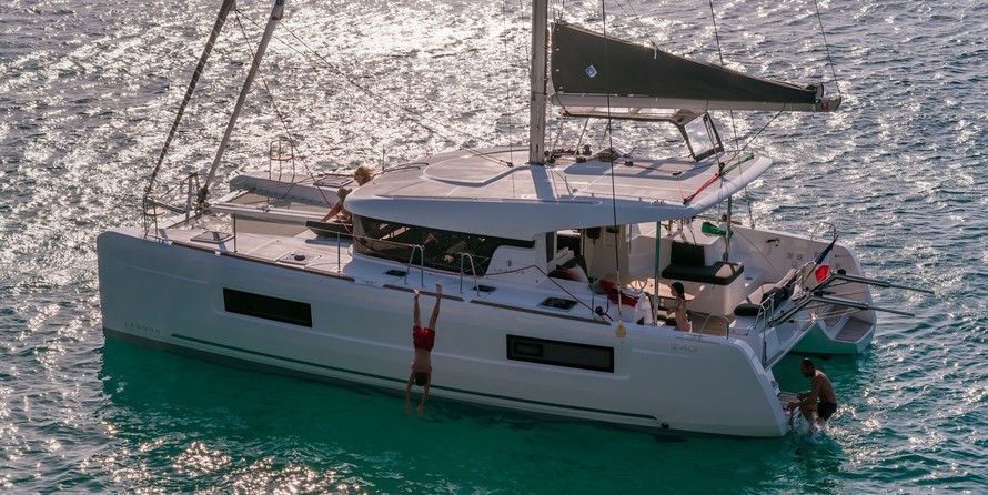 Lagoon 40