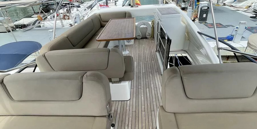 Bavaria Virtess 420 Fly