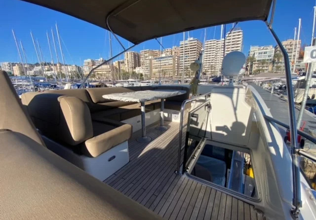 Bavaria Virtess 420 Fly