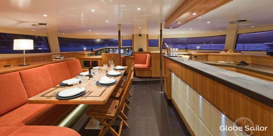 Fountaine Pajot Galathea 65