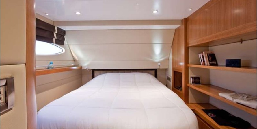 Fountaine Pajot Galathea 65