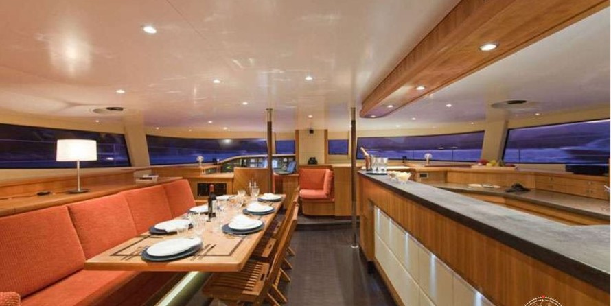 Fountaine Pajot Galathea 65