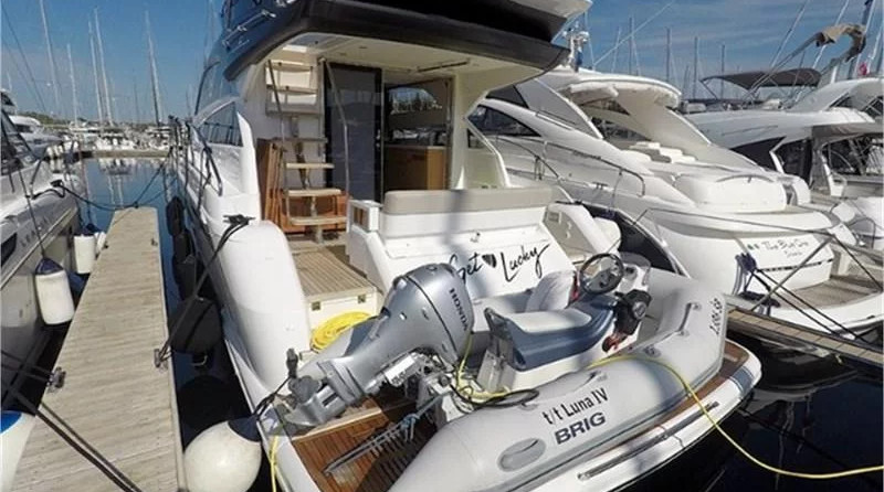 Fairline 50 Squadron