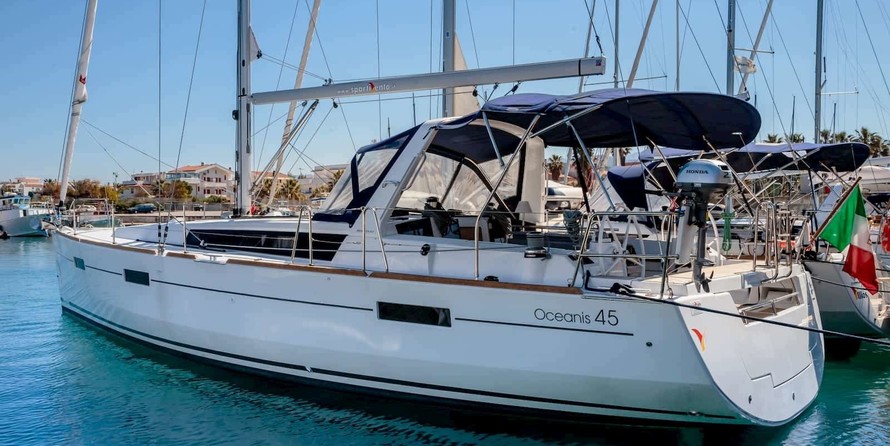 Beneteau Oceanis 45