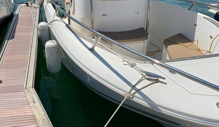Jeanneau Cap Camarat 7.5 CC