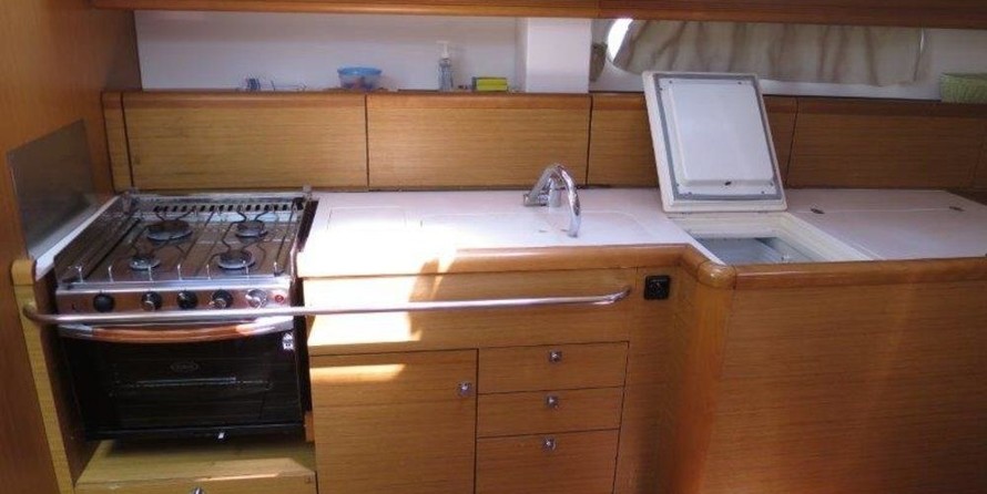 Jeanneau Sun Odyssey 49