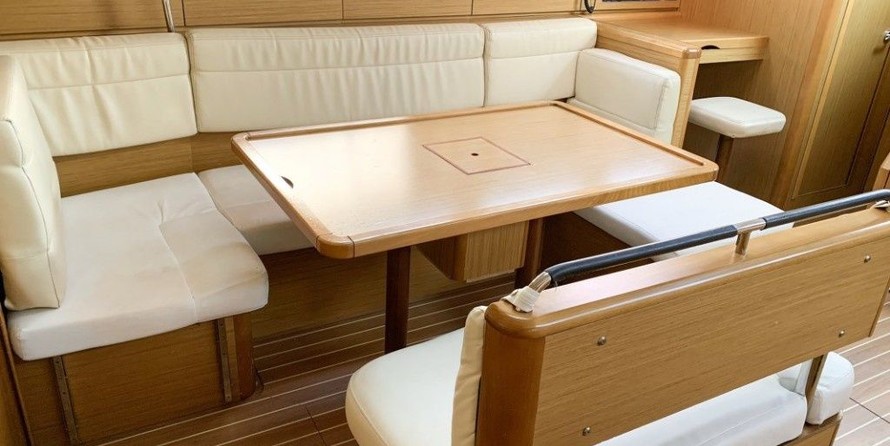 Jeanneau Sun Odyssey 49