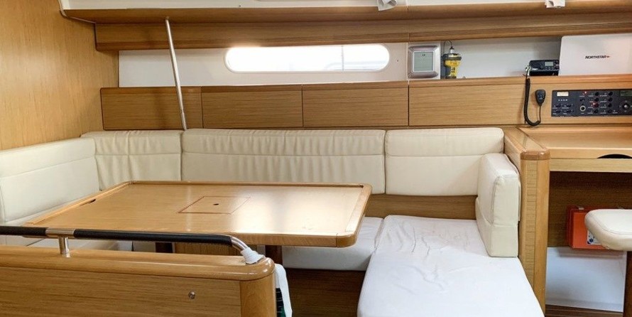 Jeanneau Sun Odyssey 49